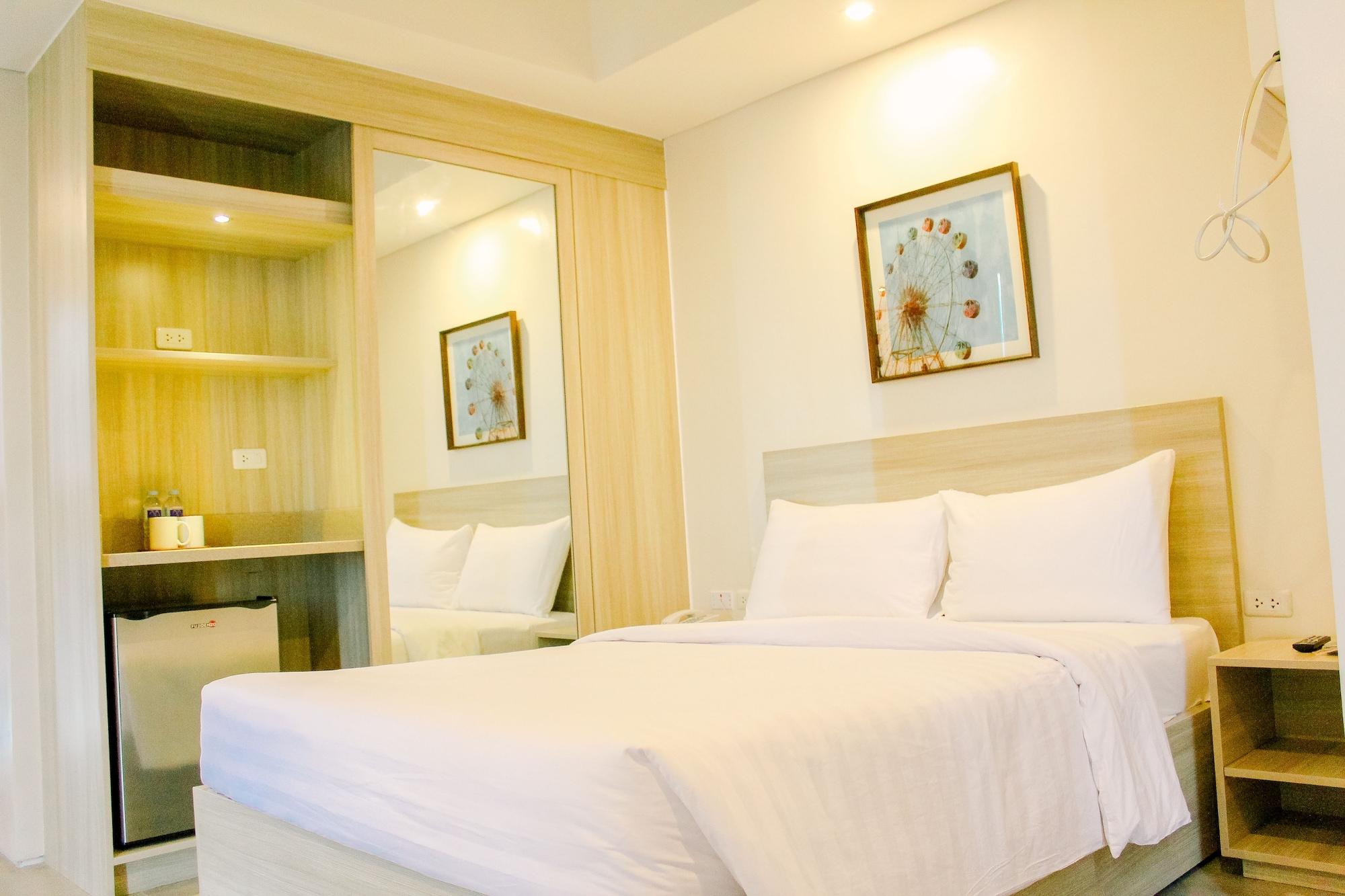 Mabolo Royal Hotel Cebu Exterior photo